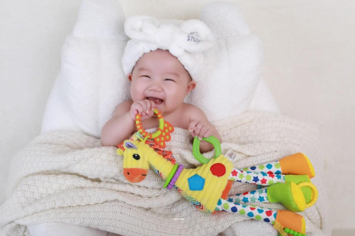 毕节怎么判断宝宝是否斜颈 毕节怎么判断宝宝是否斜颈